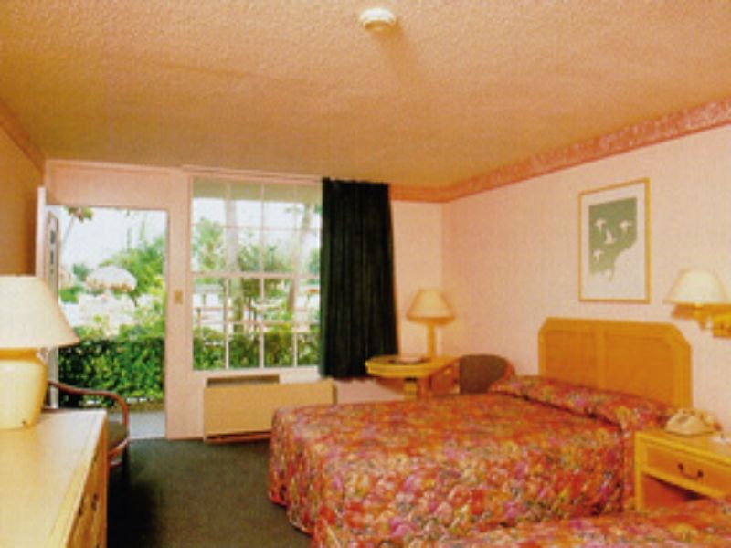 Quality Inn And Suites Golf Resort Golden Gate Extérieur photo