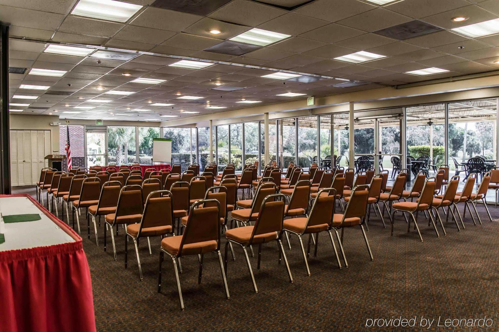Quality Inn And Suites Golf Resort Golden Gate Extérieur photo