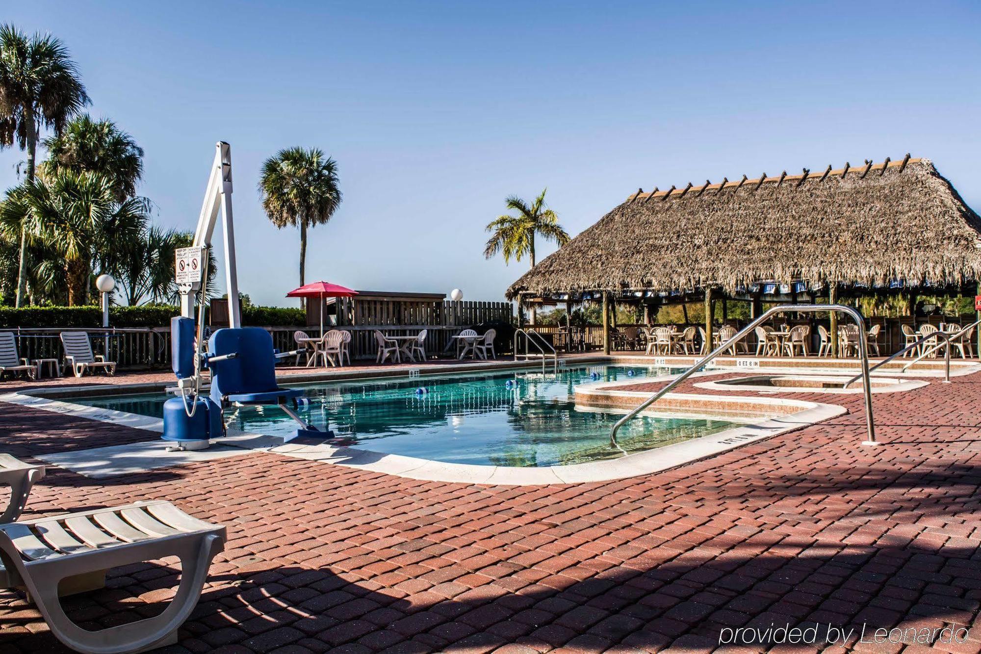Quality Inn And Suites Golf Resort Golden Gate Extérieur photo