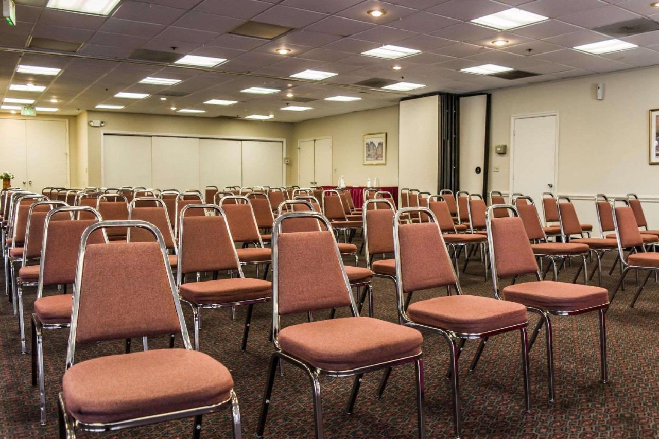 Quality Inn And Suites Golf Resort Golden Gate Extérieur photo